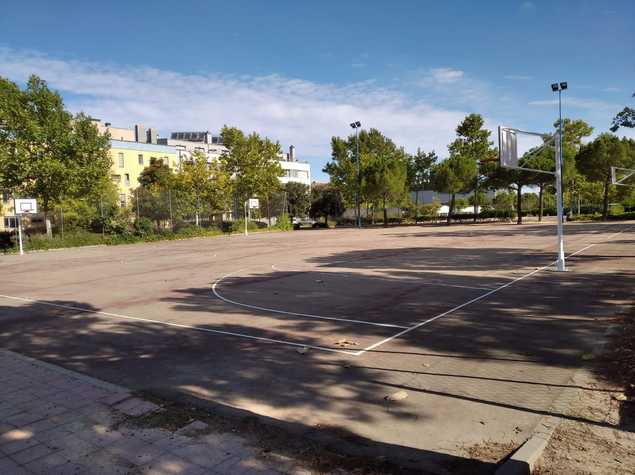 Canchas baloncesto calle Yunta