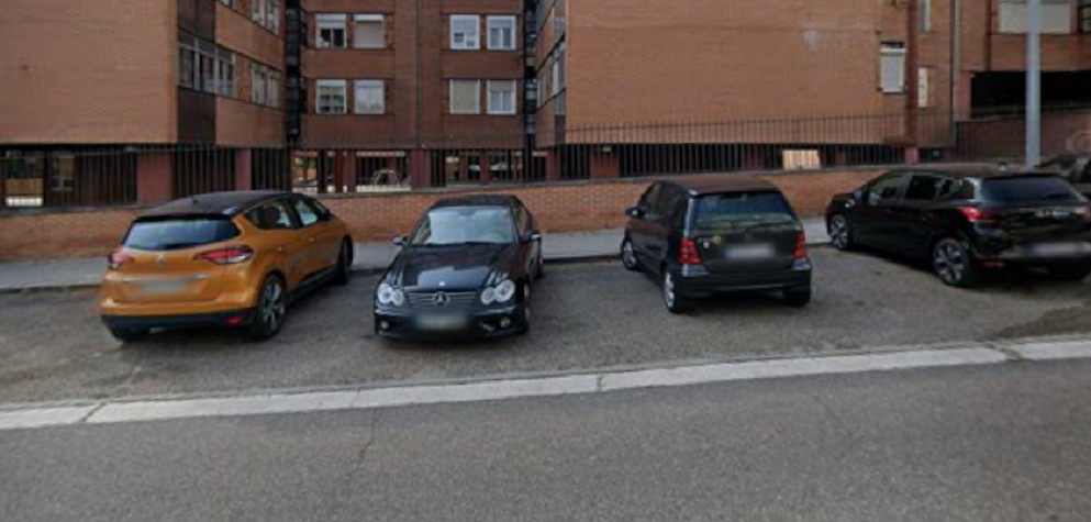 Ejemplo de aparcamiento actual (mal aprovechamiento)